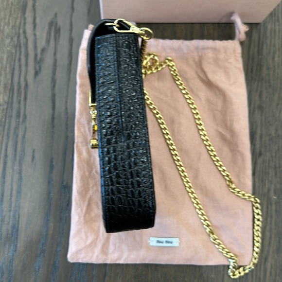 miu miu leather crossbody - Picture 4 of 8